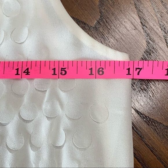 Ann Taylor Sleeveless White Circle Cut Top Small - Picture 10 of 16
